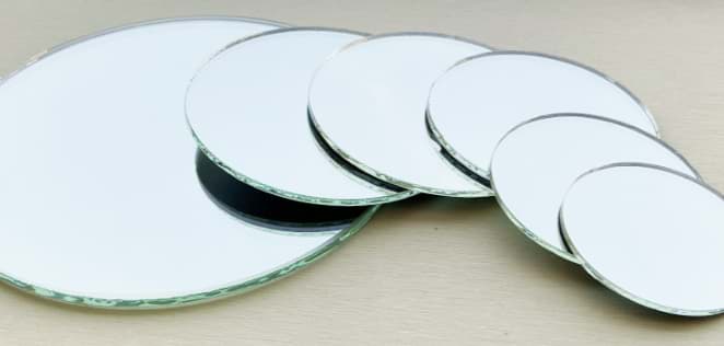 Bild von Glas-Spiegel, verschiedene Durchmesser und Formen
